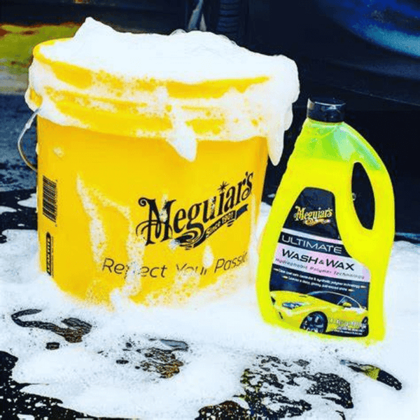 Meguiars Ultimate Car Wash & Wax